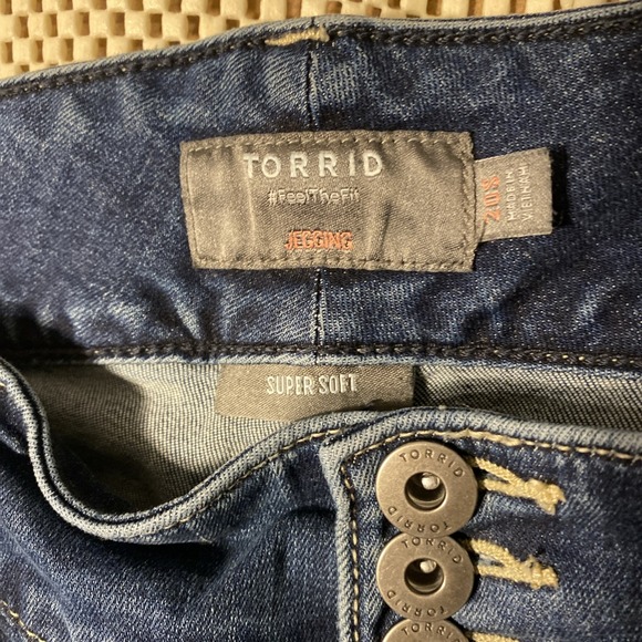 Torrid Jegging Jeans Super Soft Blue Denim  Jegging 148862 High Rise 20 20S - Picture 4 of 5